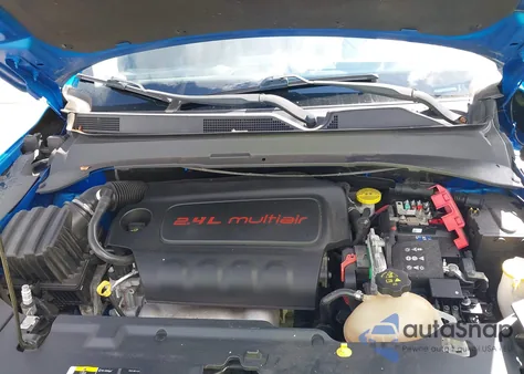 2019 Jeep Compass Latitude 4X4 from USA, damaged, VIN 3C4NJDBB5KT593451